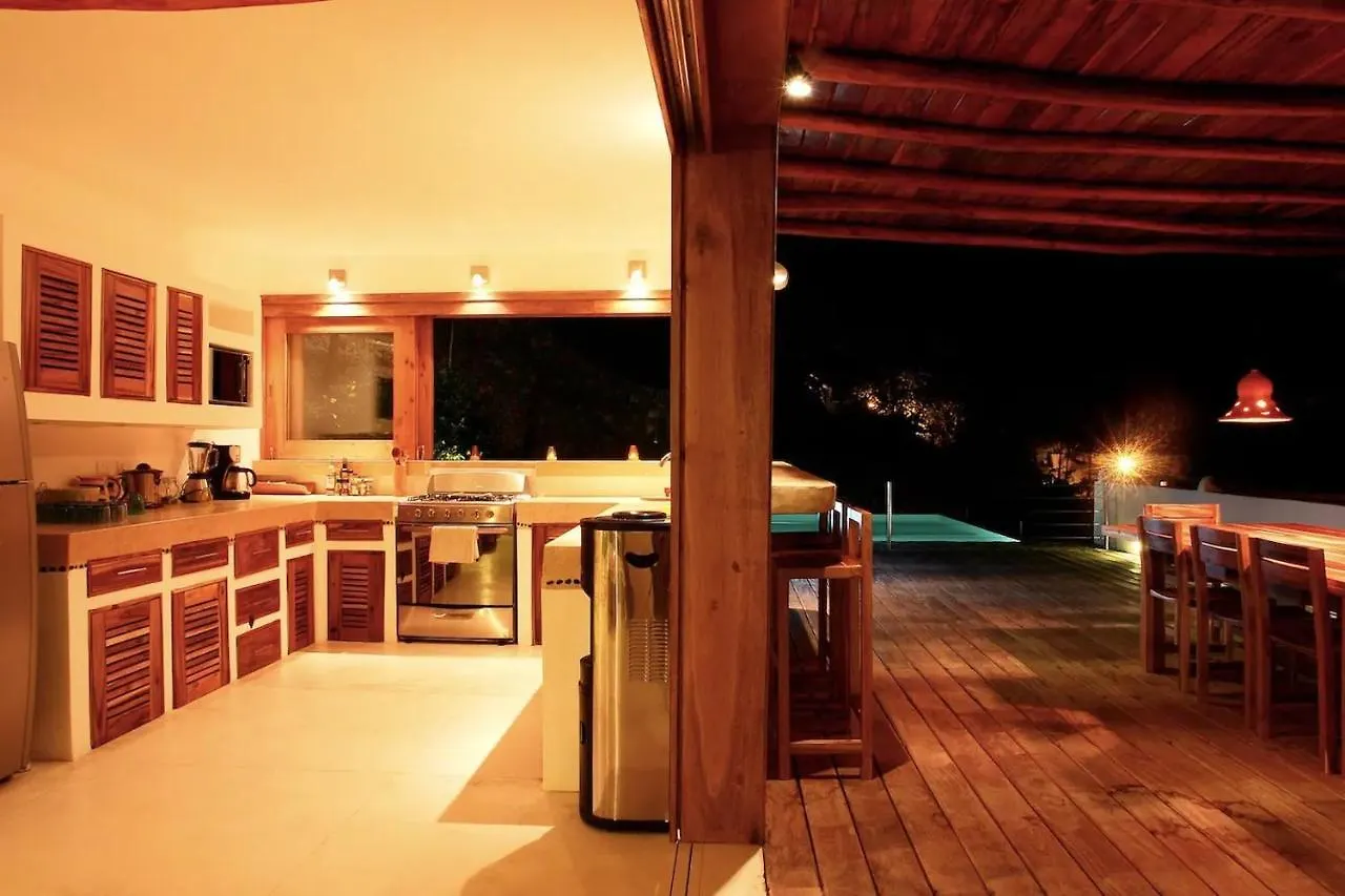 Propiedad De Alto Standing Con Vista Al Mar, Piscina, Tenis, Hasta 12 Personas Las Terrenas